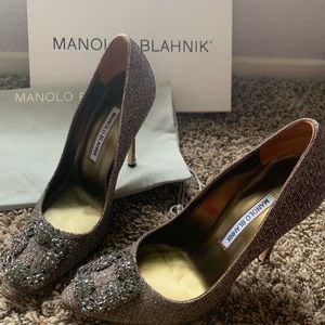 Manolo Blahnik Hangisi Pumps